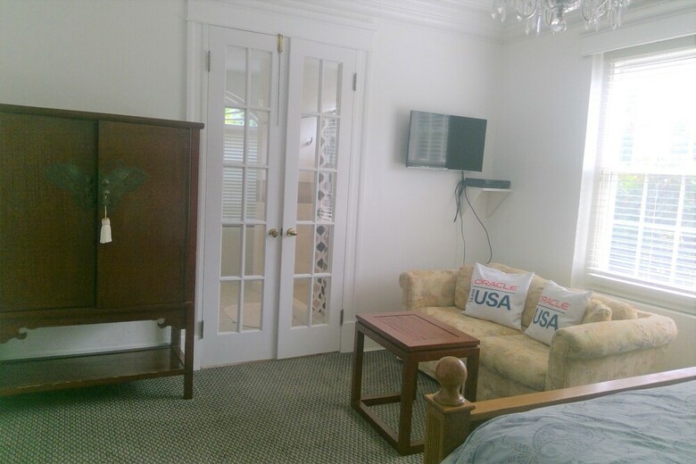 Hotel Bermuda Villa Guest House