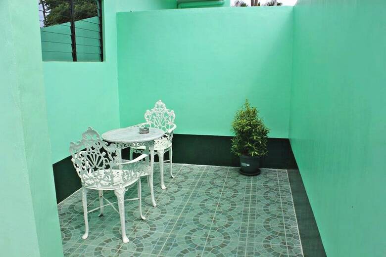 Hotel Bulalo Mangrove Inn