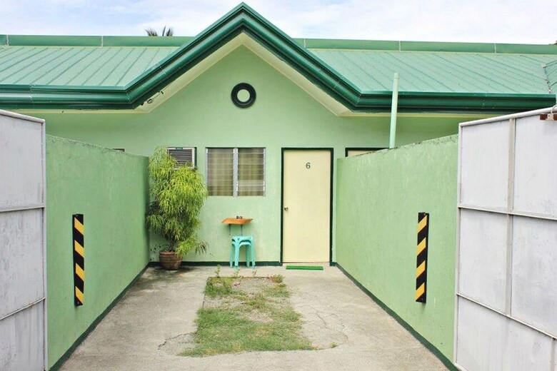 Hotel Bulalo Mangrove Inn