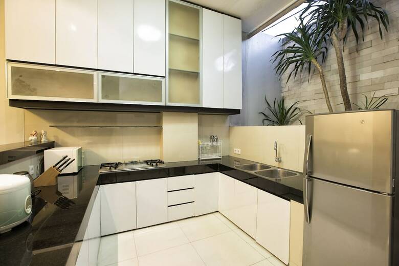 Bed & Breakfast Inkuta Residence And Villa