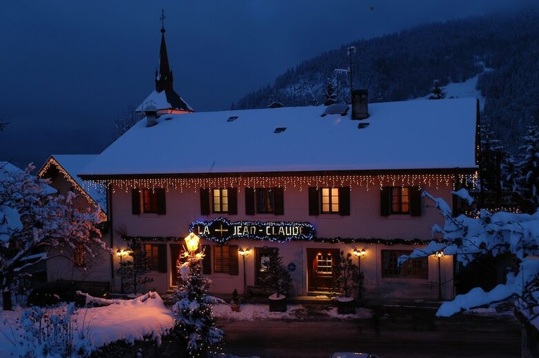 Hotel H�tel Restaurant La Croix Jean Claude