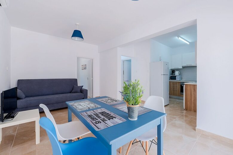Color Cyprus Amozoniu Apartments