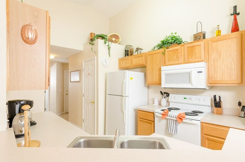 Ov1311 - Emerald Island - 4 Bed 3 Baths Townhome
