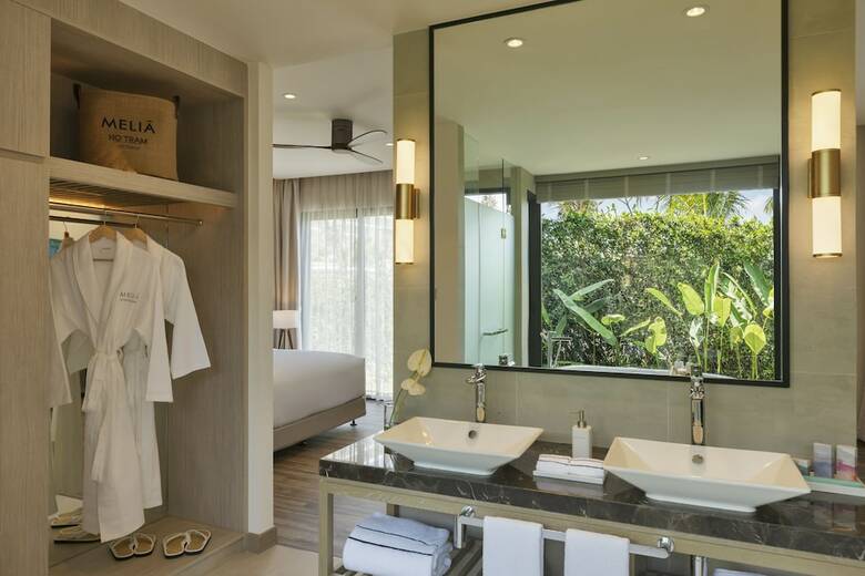 Hotel Melia Ho Tram Beach Resort
