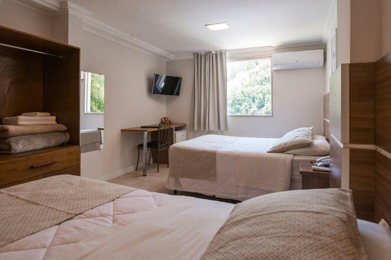 Hotel Serra Everest