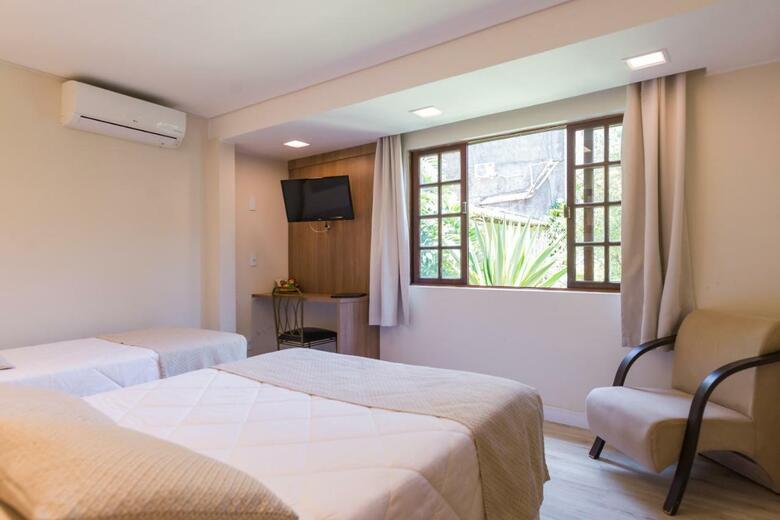 Hotel Serra Everest