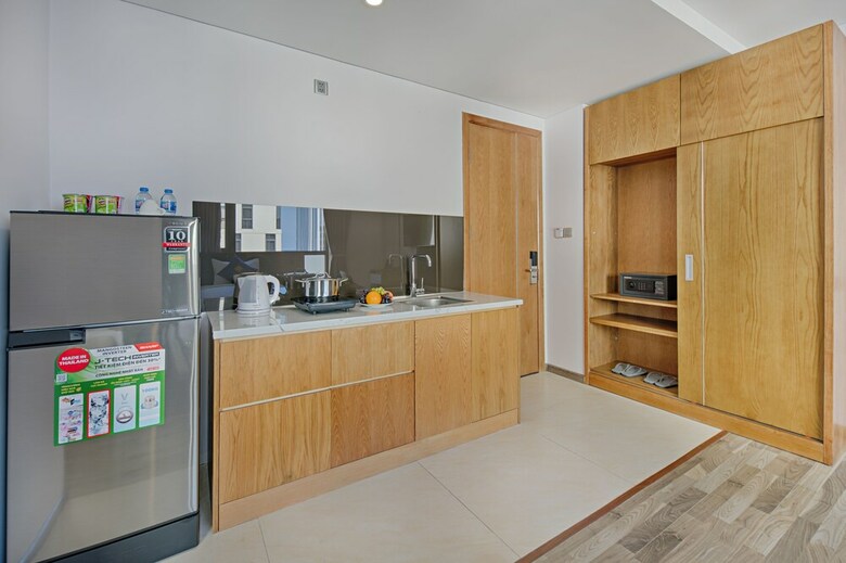 Jolia Hotel And Apartment - My Khe Beach