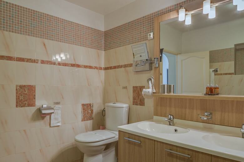 Bed & Breakfast Chambres D'h�tes Villa C�dria