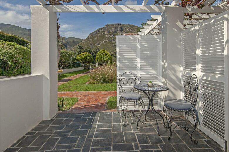 Hotel Malayla Guesthouse - Adults Only