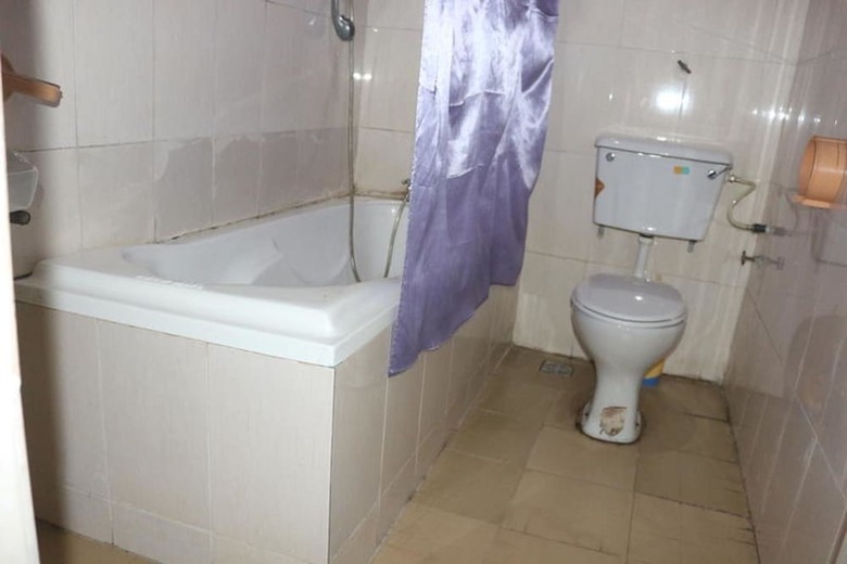 Ivory Place Hotel