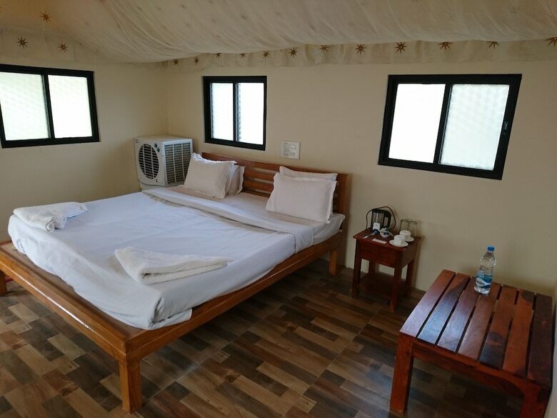 Hotel Hiranya Resorts