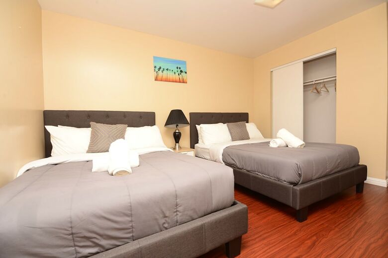 Hollywood Luxury Double Bedrooms