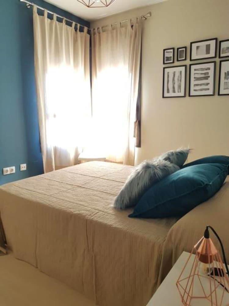 Fr Uni�n Europea - Apartamento Para 6 Personas