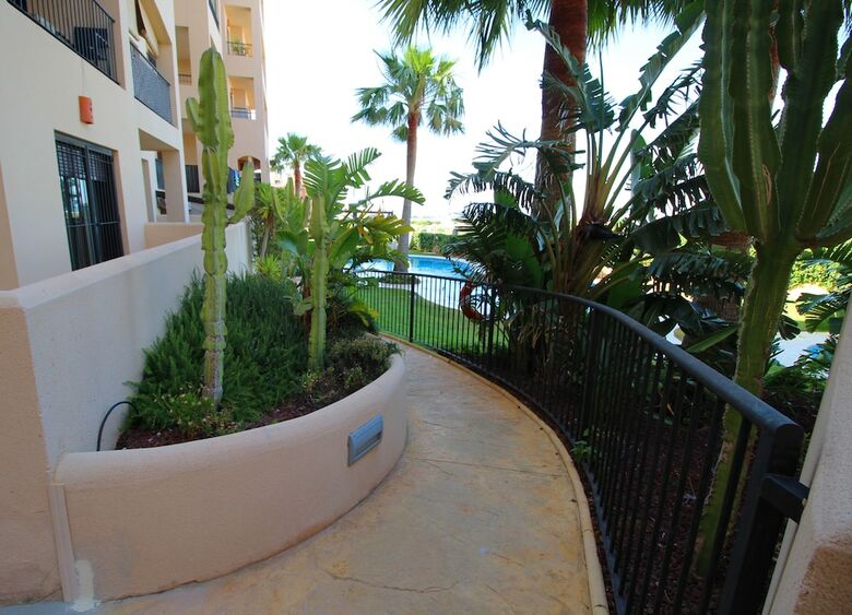 Albardi 3�a - Magn�fico Apartamento En Aguadulce