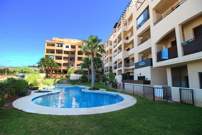 Albardi 3�a - Magn�fico Apartamento En Aguadulce