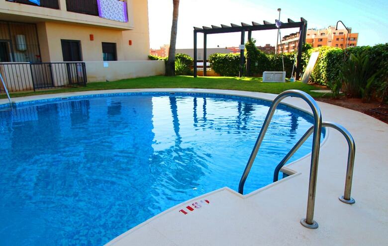 Albardi 3�a - Magn�fico Apartamento En Aguadulce