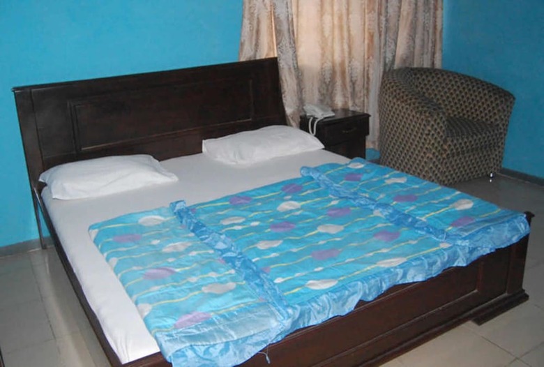 Hotel Queens Way Resorts
