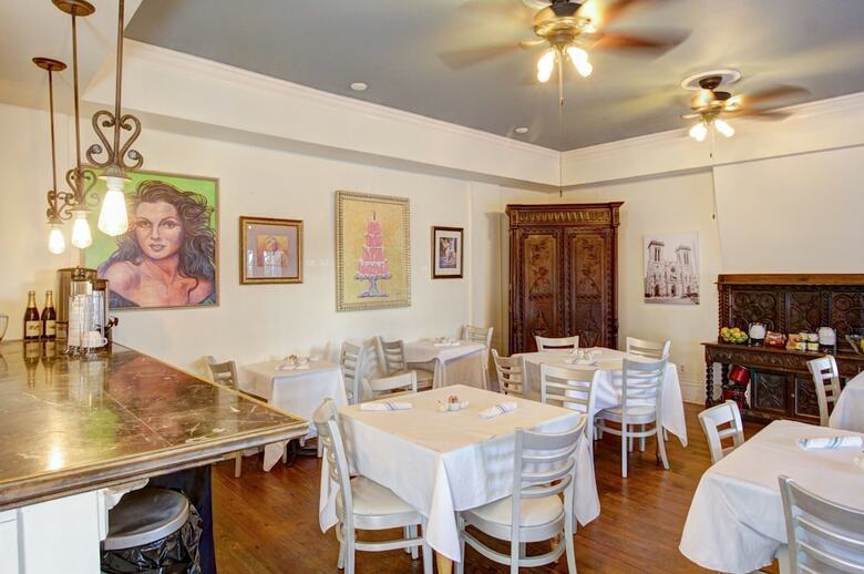 Bed & Breakfast Inn On The Riverwalk