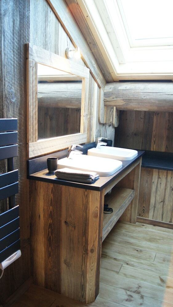 Chalet Les Pr�s Dor�s