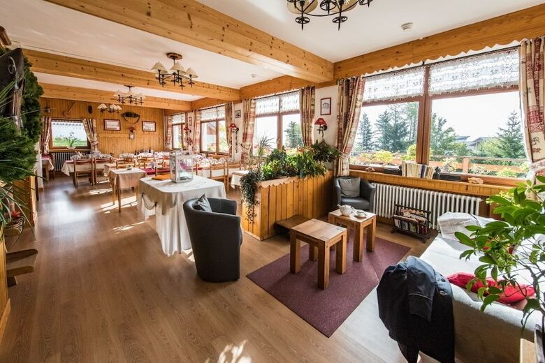 Hotel H�tel Le Grand Truc