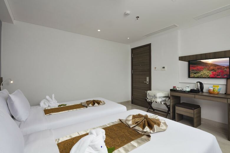 Diamond Nha Trang Hotel