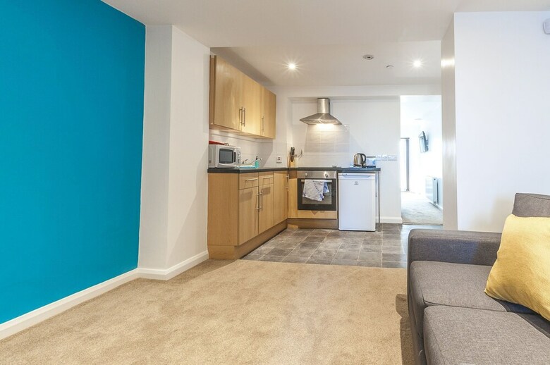Five Way Apartments