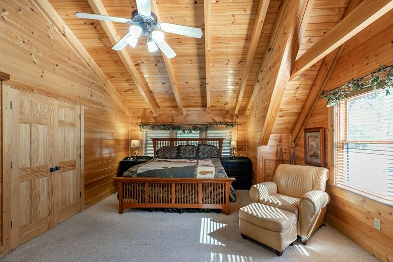 Charming Cabin Hot Tub And Pool Access