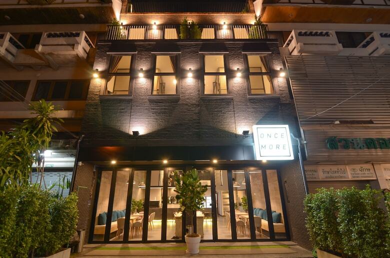 Hostal Oyo 1015 Once More Hostel