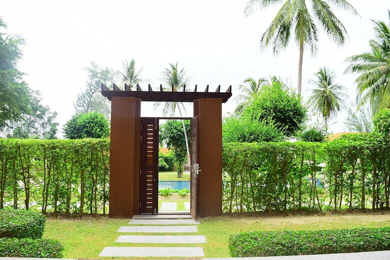 Hotel Nishaville Resort