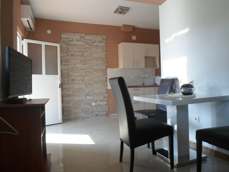 Apartmani Golic