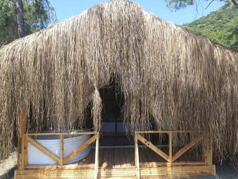 Hotel Green Pine Beach & Bungalows