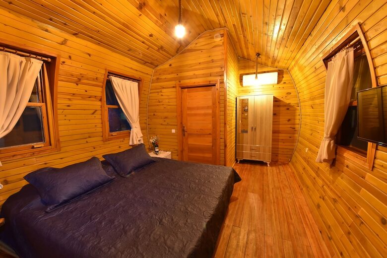 Hotel Green Pine Beach & Bungalows