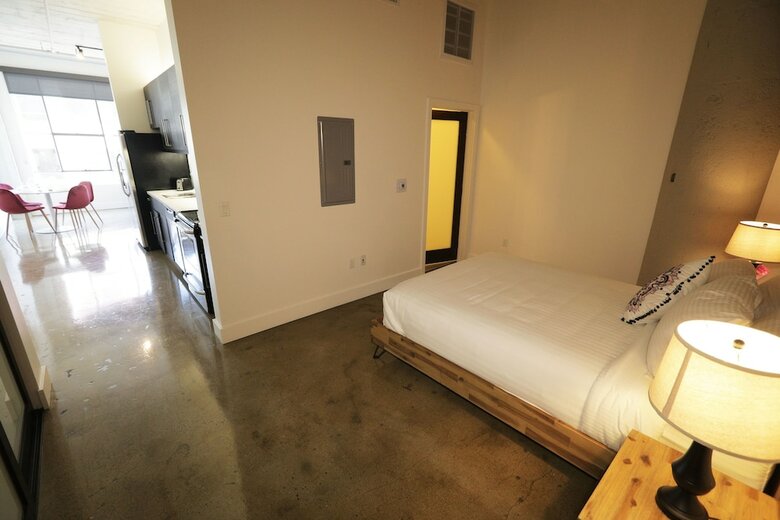 Aparthotel Downtown Lofty Suites