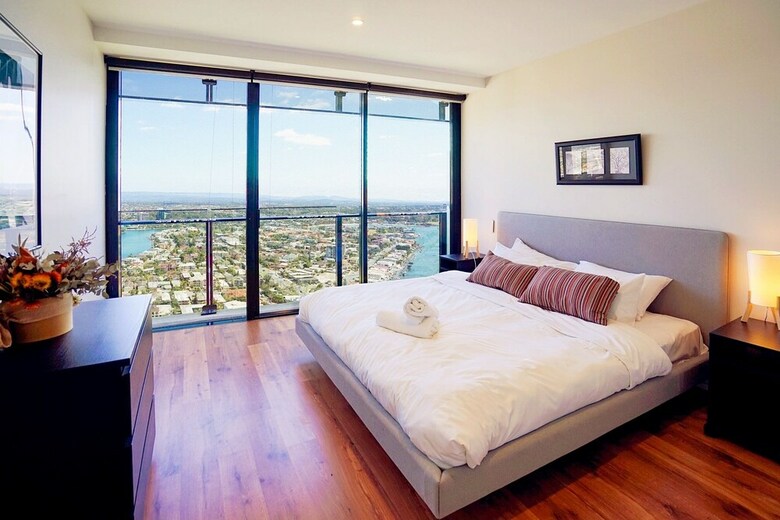 Apartamentos Circle On Cavill Apts - Holiday Paradise