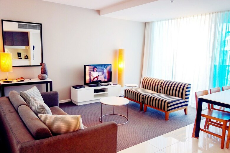 H Residence Apartments- Holiday Paradise