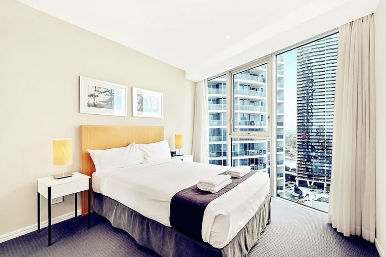 H Residence Apartments- Holiday Paradise