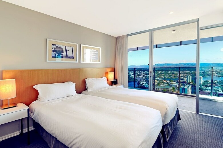 H Residence Apartments- Holiday Paradise