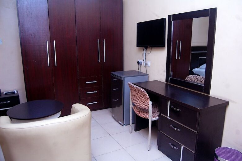 Oasis Green Garden Hotel