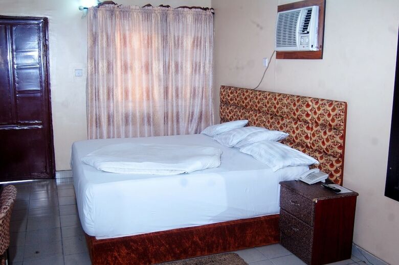 Oasis Green Garden Hotel