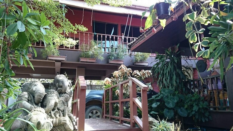 Hotel Baan Somboon Guesthouse