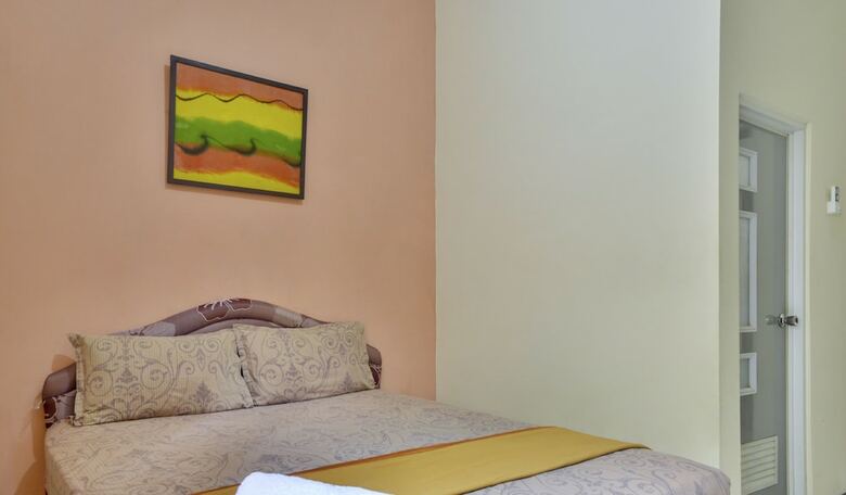 Hotel Zen Rooms Depok Sleman Syariah
