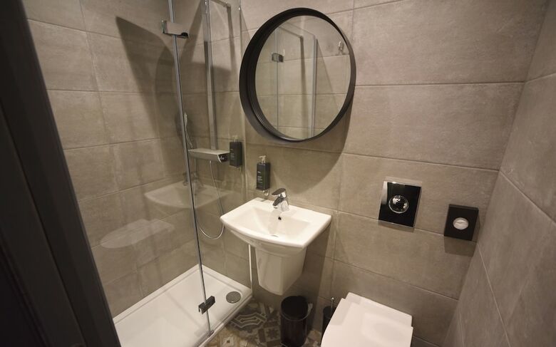 Hotel The Pack And Carriage London