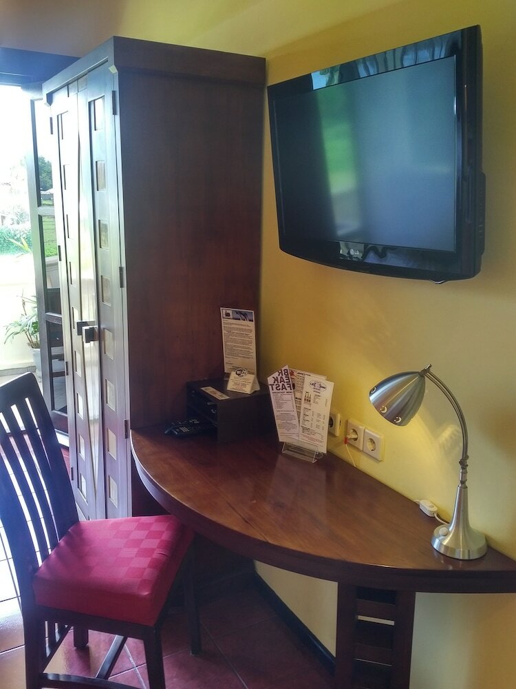Bali Paradise Hotel Boutique Resort