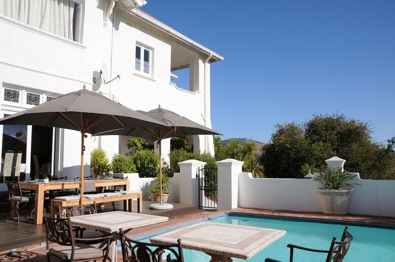 Hotel Abbey Manor Luxury Guesthouse