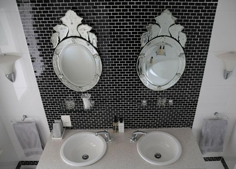 Hotel Abbey Manor Luxury Guesthouse