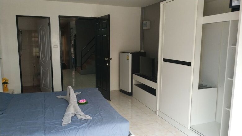 Hotel Desire Guesthouse Patong