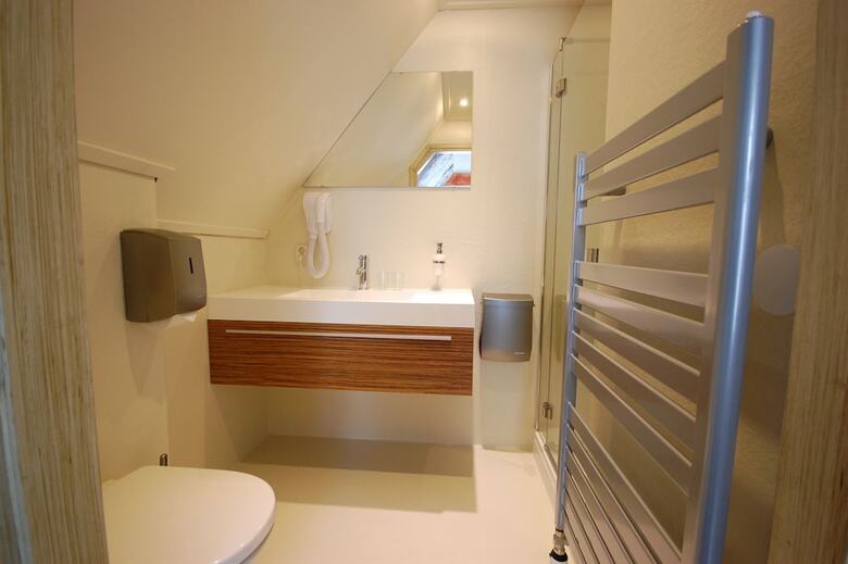 Hotel Bij Hen Op Ameland