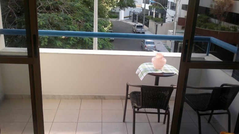 Apartamento Itaigara
