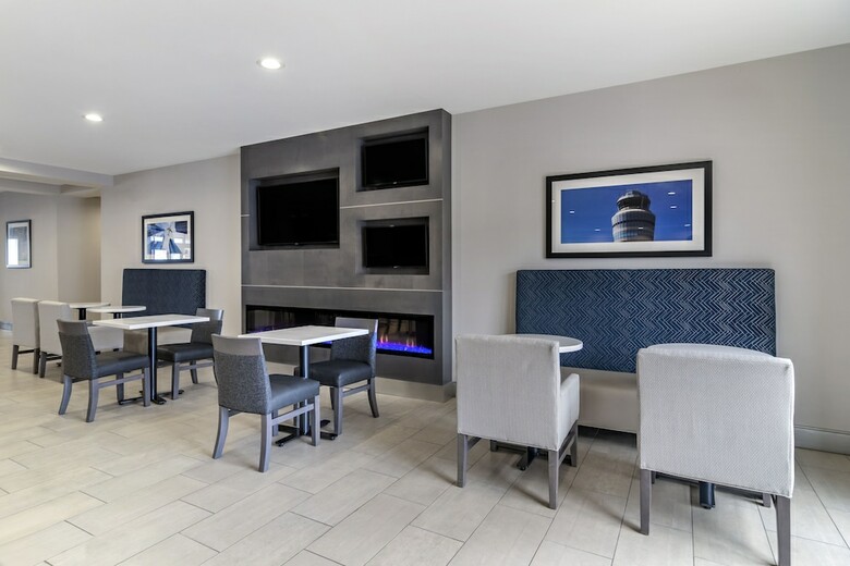 Hotel Comfort Suites Mcdonough Atlanta South