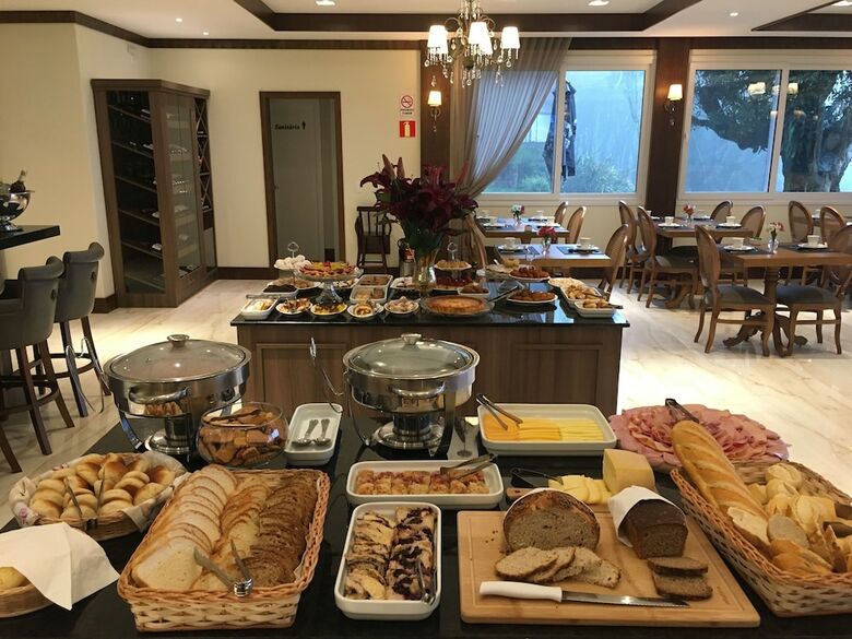 Hotel Jardins Da Colina